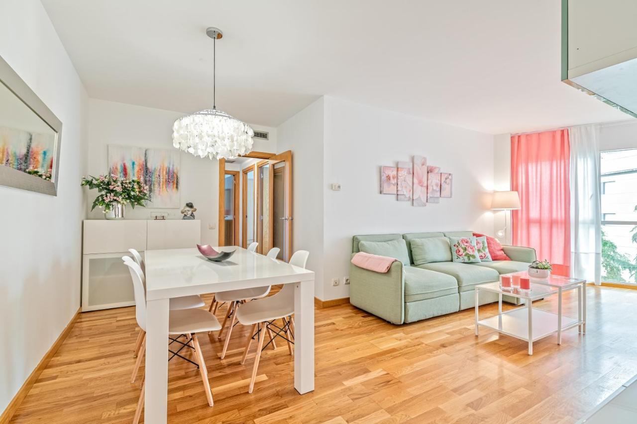 Calido Apartamento Con Piscina En Barcelona Ripollet Zewnętrze zdjęcie